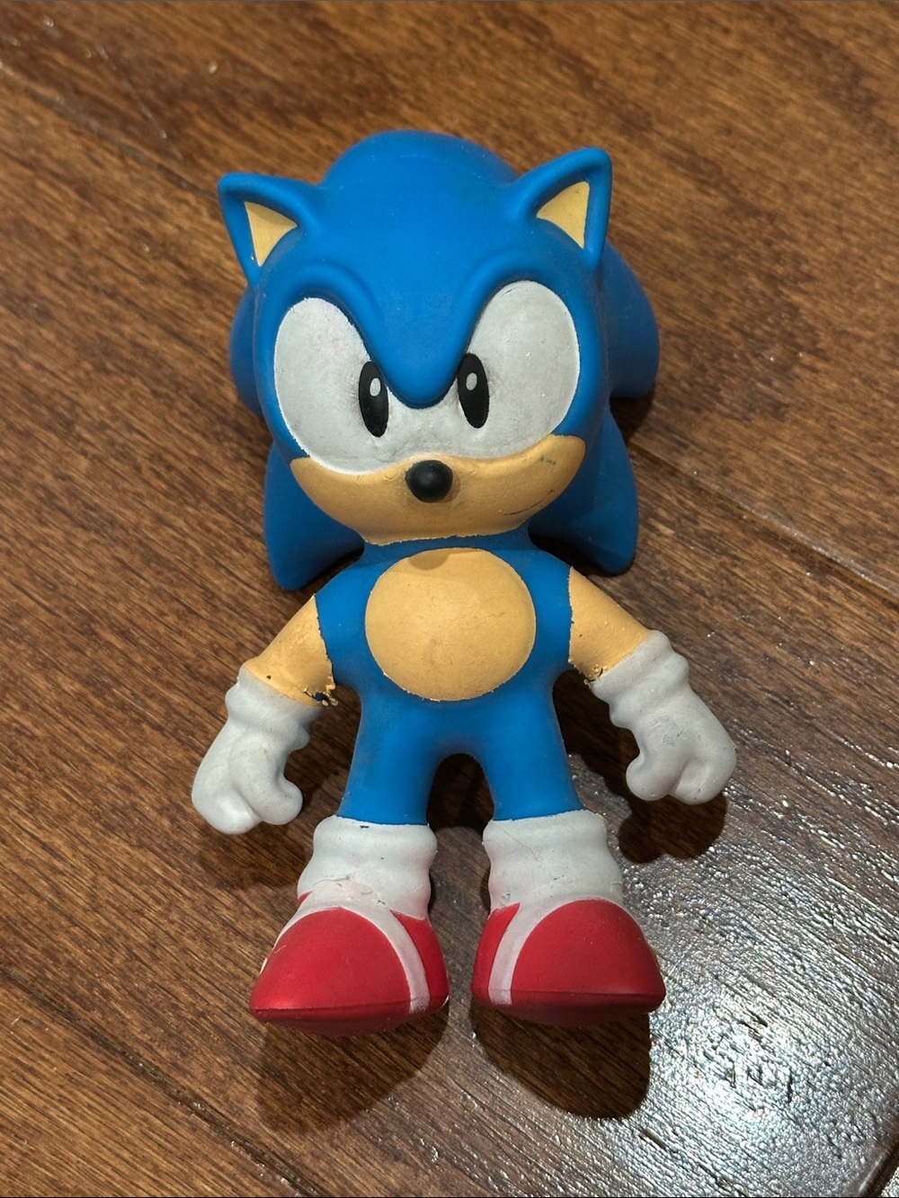 Sonic the Hedgehog stretchy figure